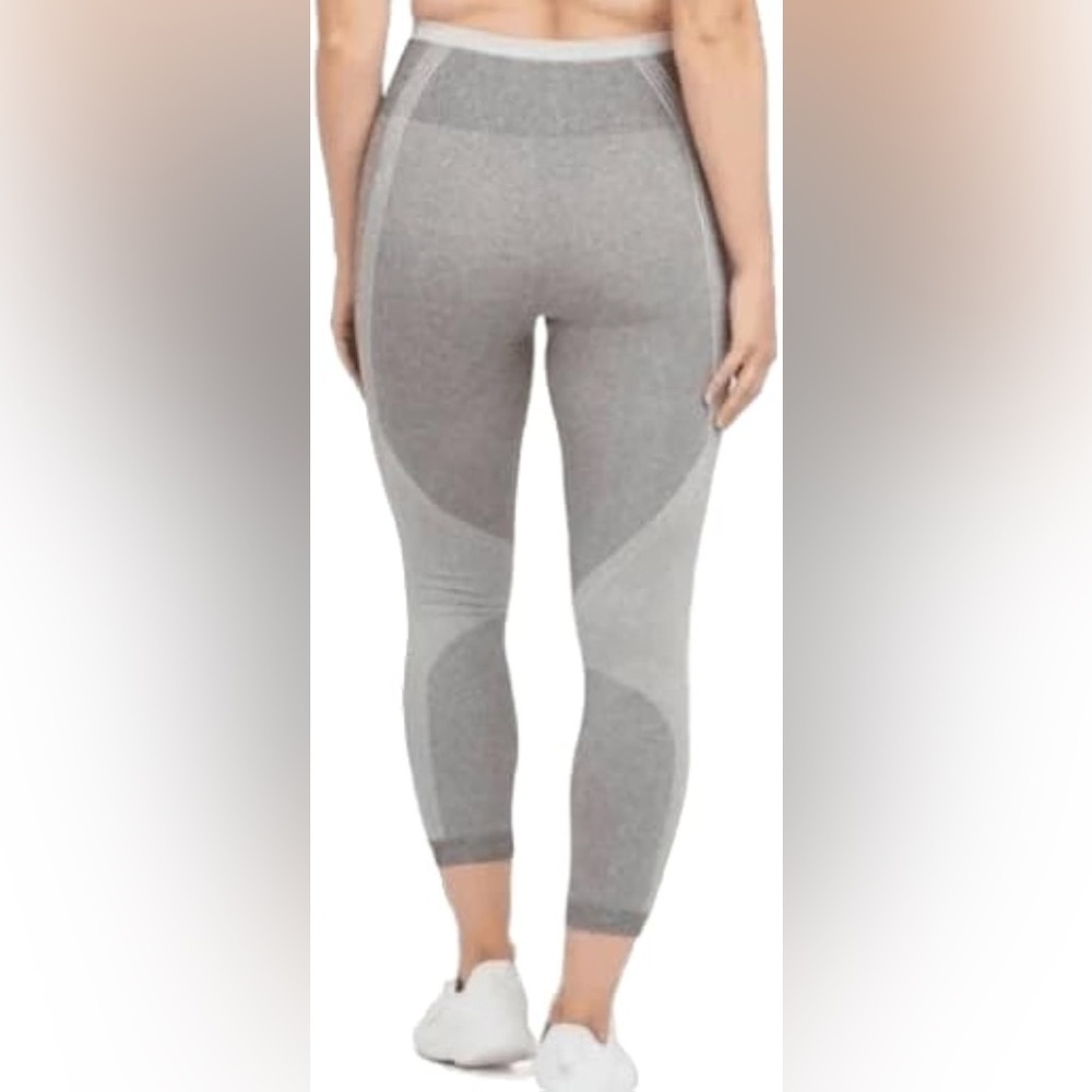 SPANX Women's Seamless Sculpt Leggings Neutral Workout Running Gym Size Medium - Picture 8 of 10